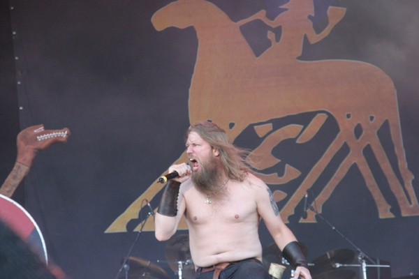 Amon Amarth – Mit Feuer und Schwert kommen sie über Balingen. – 