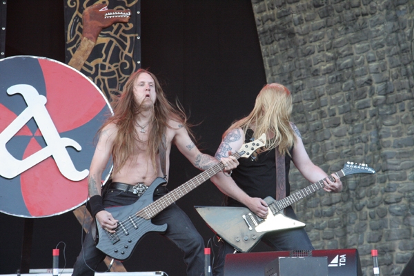 Amon Amarth – Mit Feuer und Schwert kommen sie über Balingen. – 