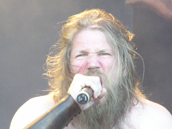 Amon Amarth – Mit Feuer und Schwert kommen sie über Balingen. – 