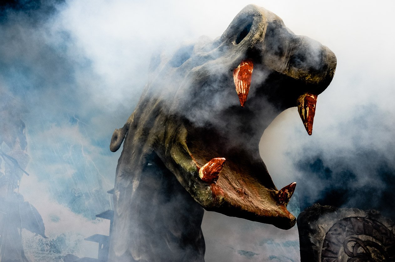 Amon Amarth – Wikinger-Attacke in Mendig. – Ein Drachen.
