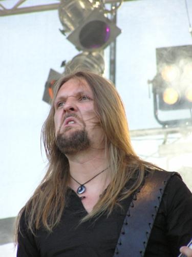 Amorphis – Keine große Show, aber tolle Songs. – 