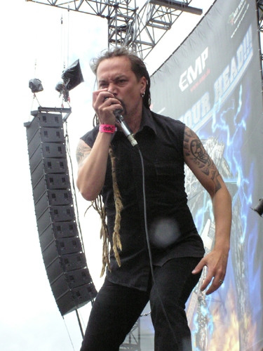 Amorphis – Sind auf Platte meist spannender, als auf der Bühne. – 