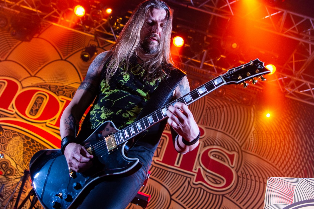 Amorphis – Auf Co-Headliner-Tour mit Soilwork. – Esa Holopainen.