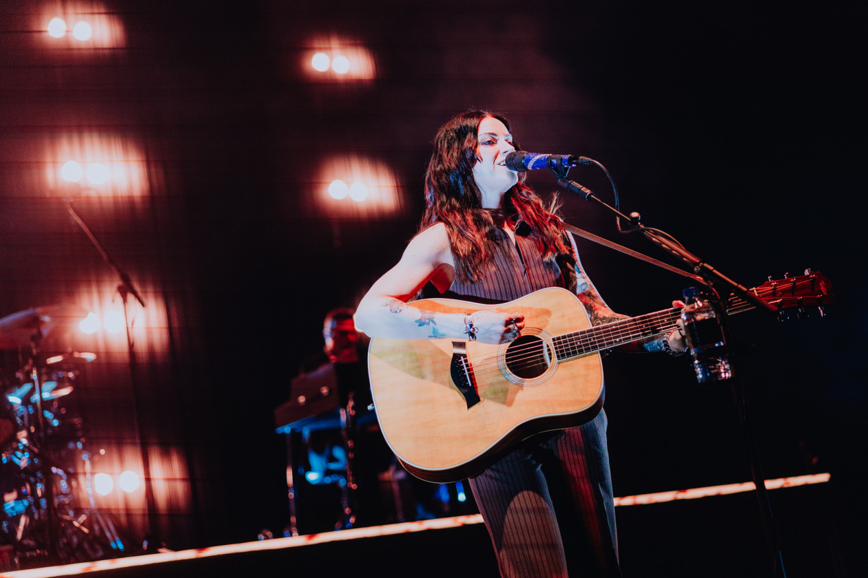 Die britische Singer/Songwriterin begeistert die Hauptstadt auf "Is This What You've Been Waiting For?"-Tour. – Amy Macdonald.