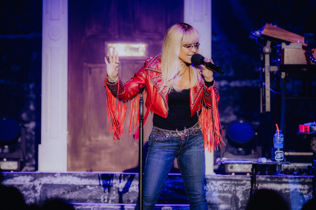 Anastacia – Anastacia.