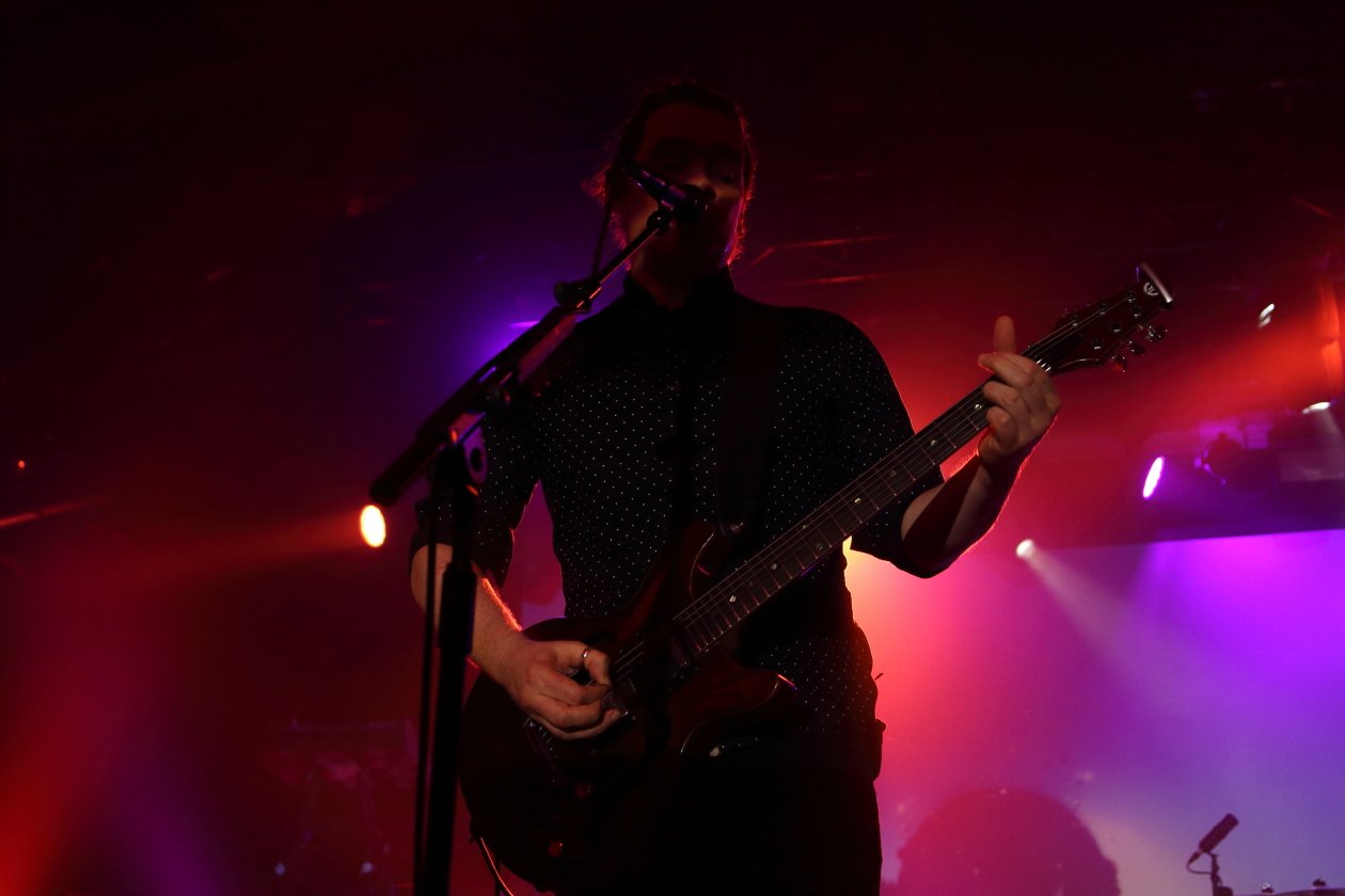 Anathema – Mit Black Sabbath-Cover im Gepäck.