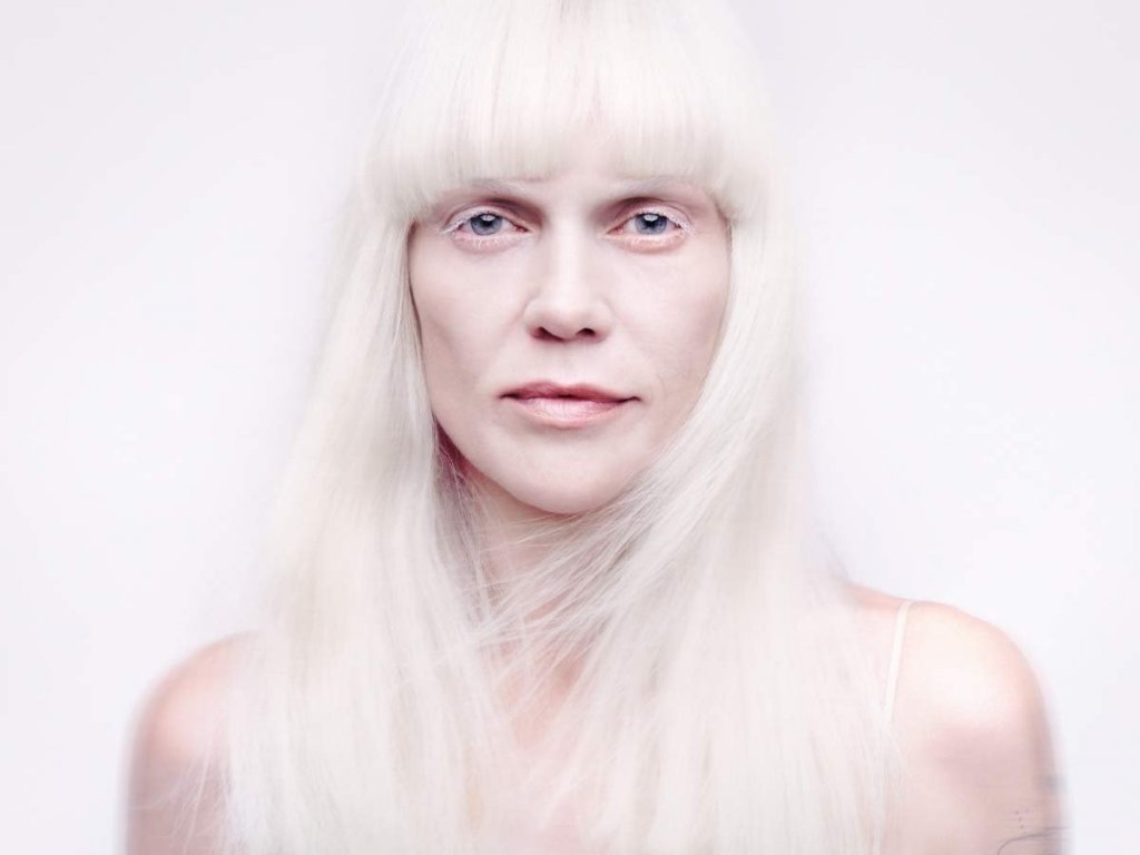 Anna Loos