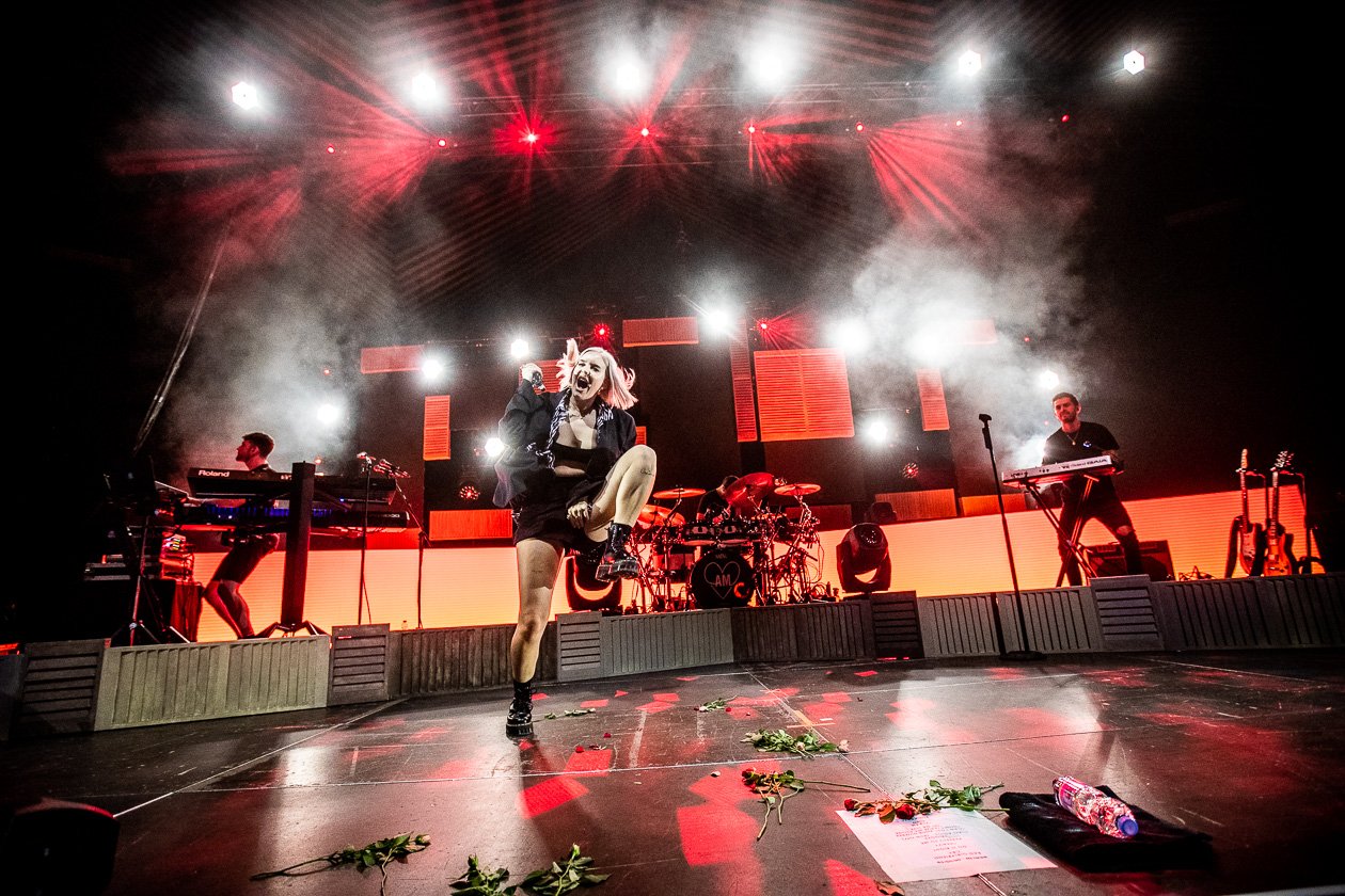 Selbstbewusste Show in der Hauptstadt. – Anne-Marie.