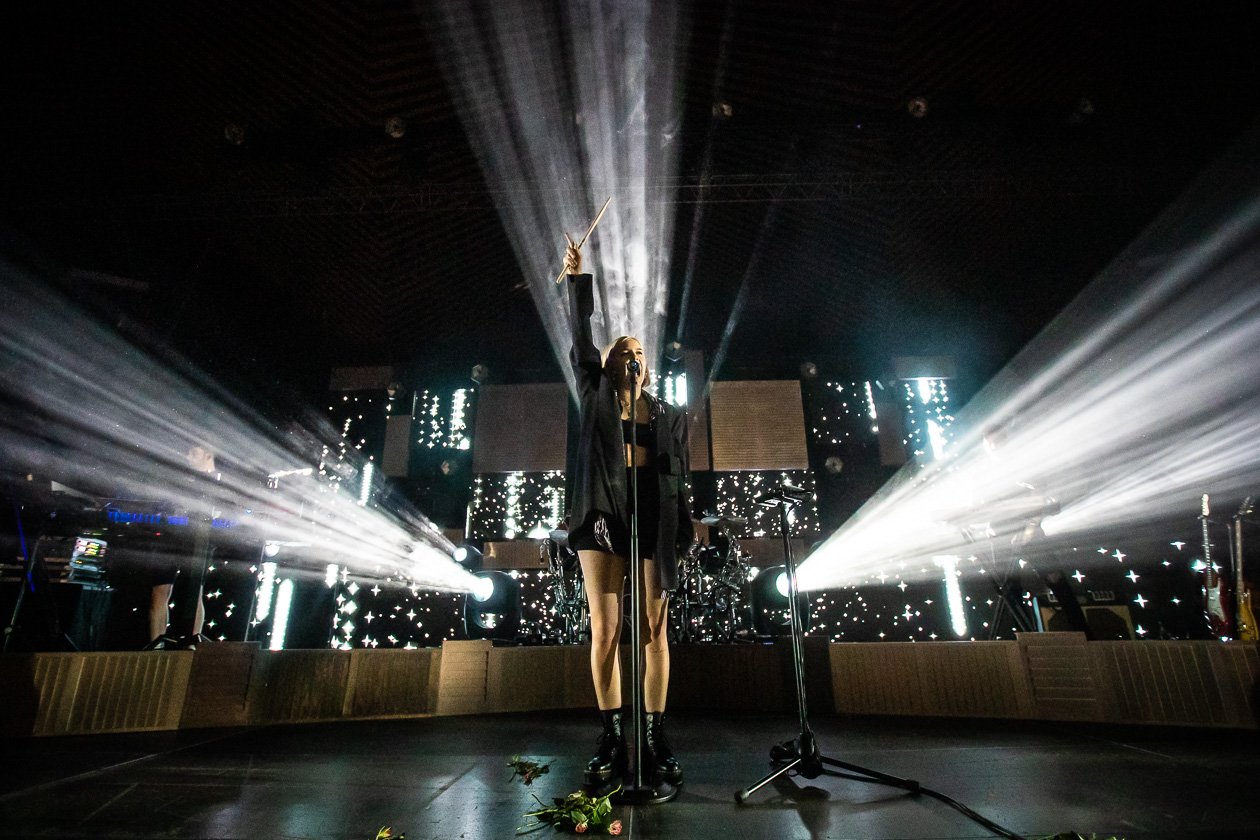 Selbstbewusste Show in der Hauptstadt. – Anne-Marie.