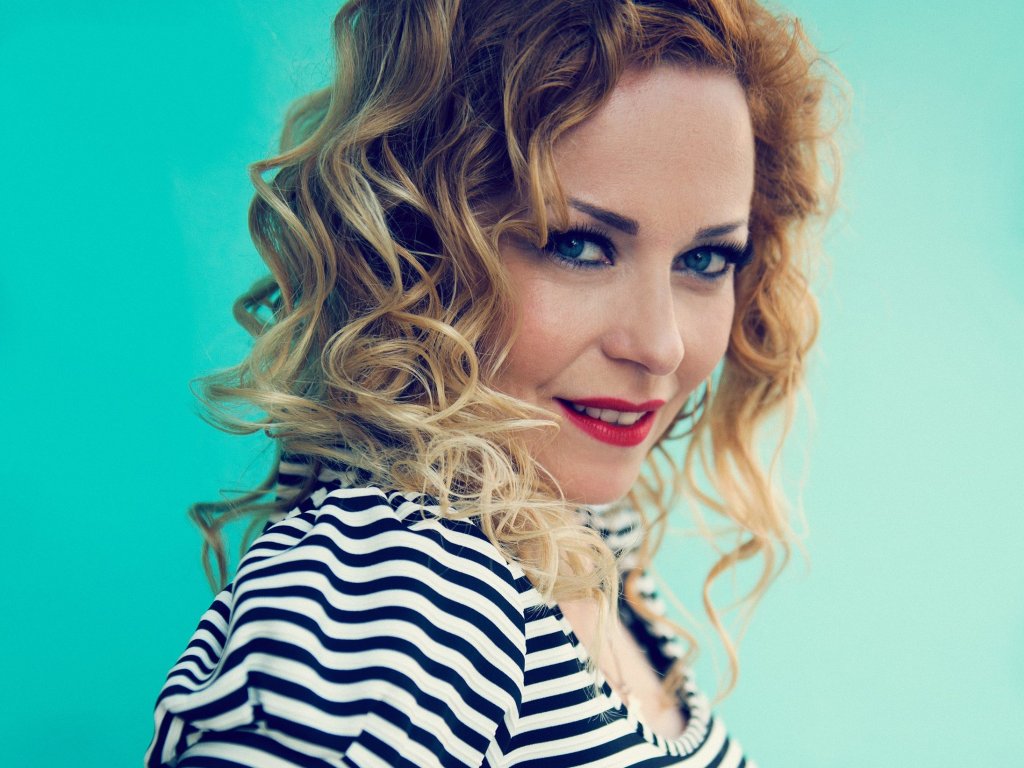 Anneke van Giersbergen