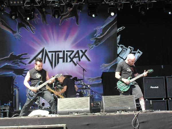 Inzwischen ne Mischung aus Anthrax und Armored Saint. – 
