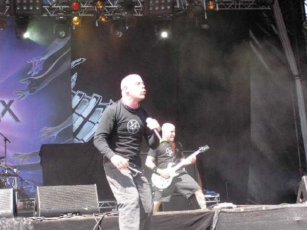 Inzwischen ne Mischung aus Anthrax und Armored Saint. – 