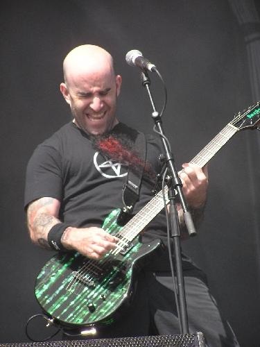 Inzwischen ne Mischung aus Anthrax und Armored Saint. – 