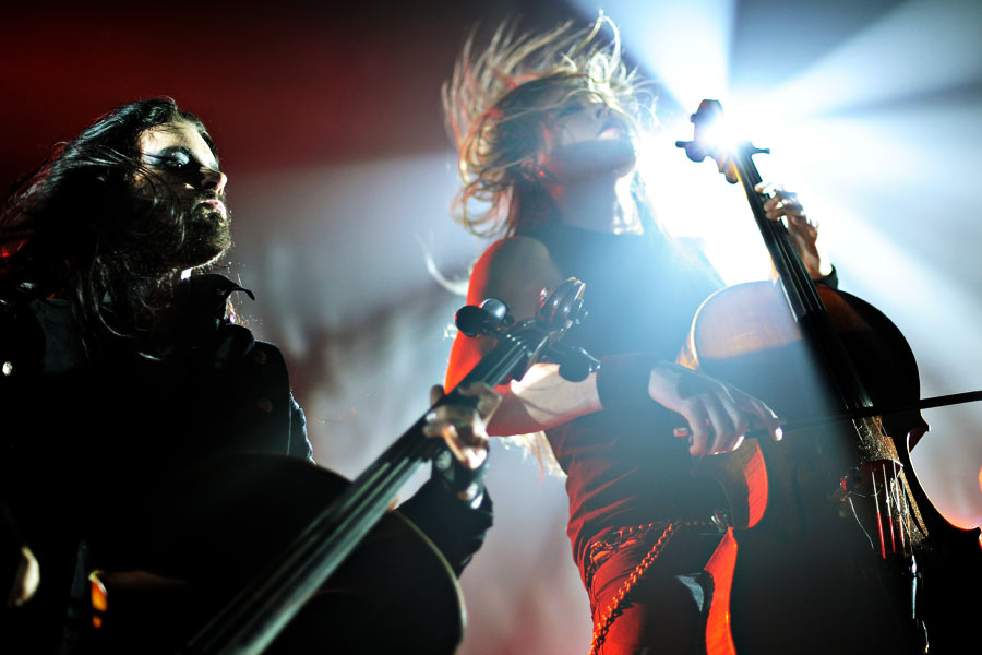 Wortkarg und soundgewaltig: Apocalyptica im Kölner E-Werk – Apocalyptica im E-Werk Köln