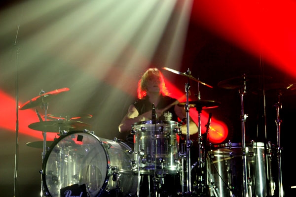 Apocalyptica – Auch als <i>normale</i> Rockband sind die Finnen exzellente Unterhaltung. – 