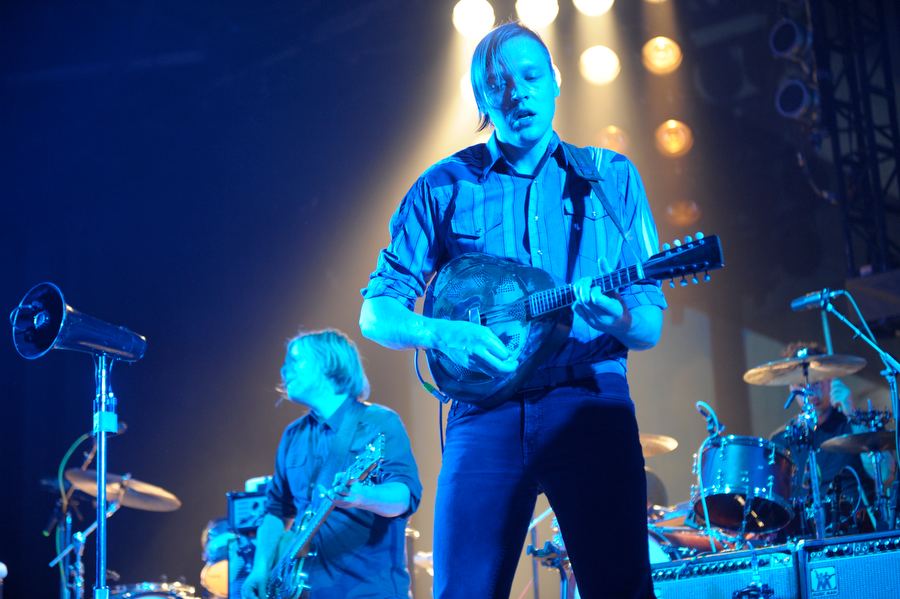 Mit Lauten und Leiern: Arcade Fire spielen in der Philipshalle – Arcade Fire in Düsseldorf