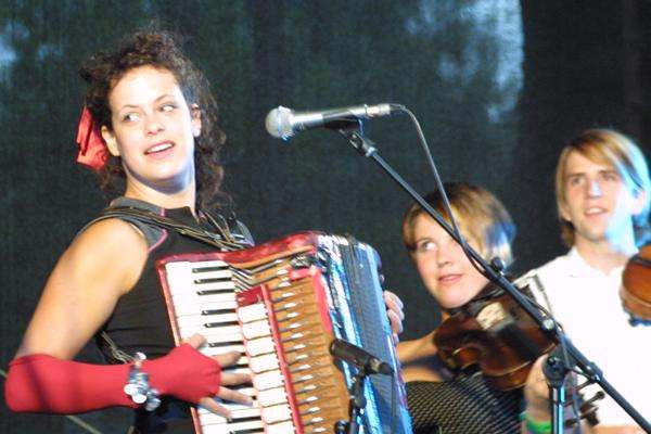 Arcade Fire – Die kanadischen Überflieger beim Monsters Of Spex. – 
