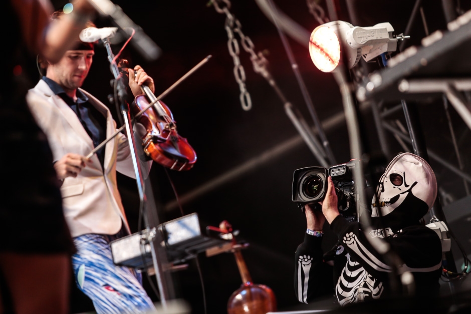 Arcade Fire – Headliner in Neuhausen ob Eck (und in Scheeßel natürlich). – Jessas!