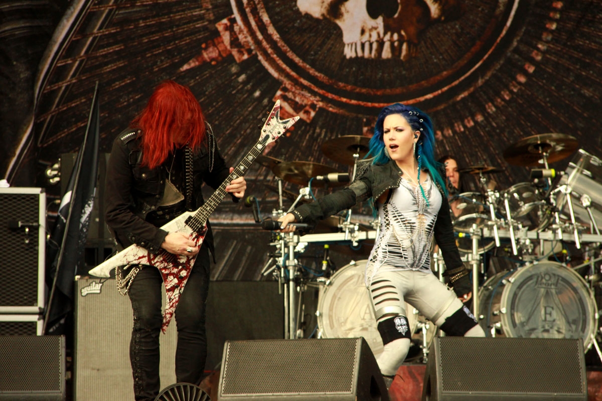 Für jede Haarfarbe etwas dabei. – Arch Enemy