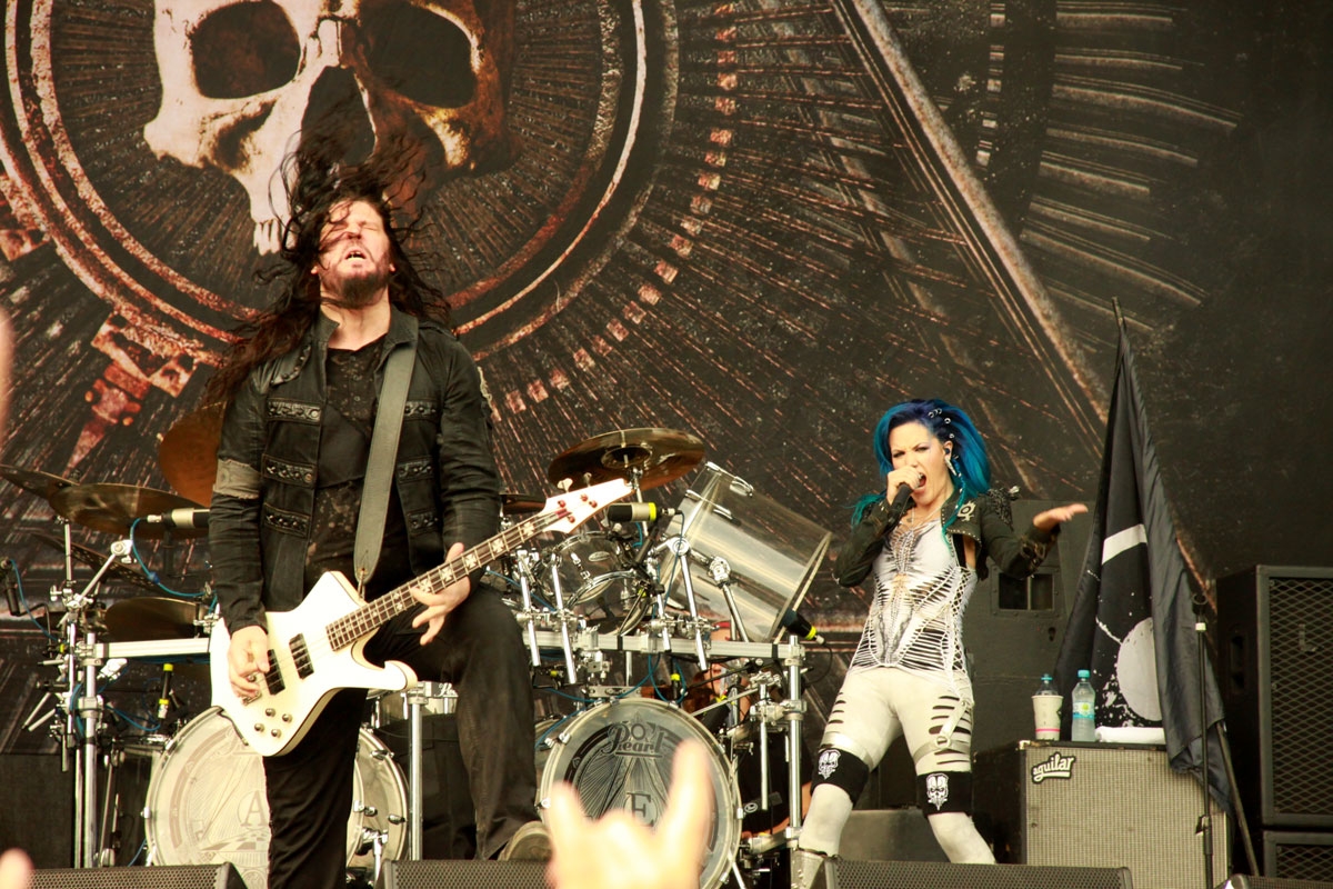 Für jede Haarfarbe etwas dabei. – Arch Enemy