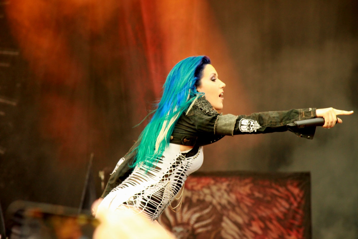 Für jede Haarfarbe etwas dabei. – Arch Enemy