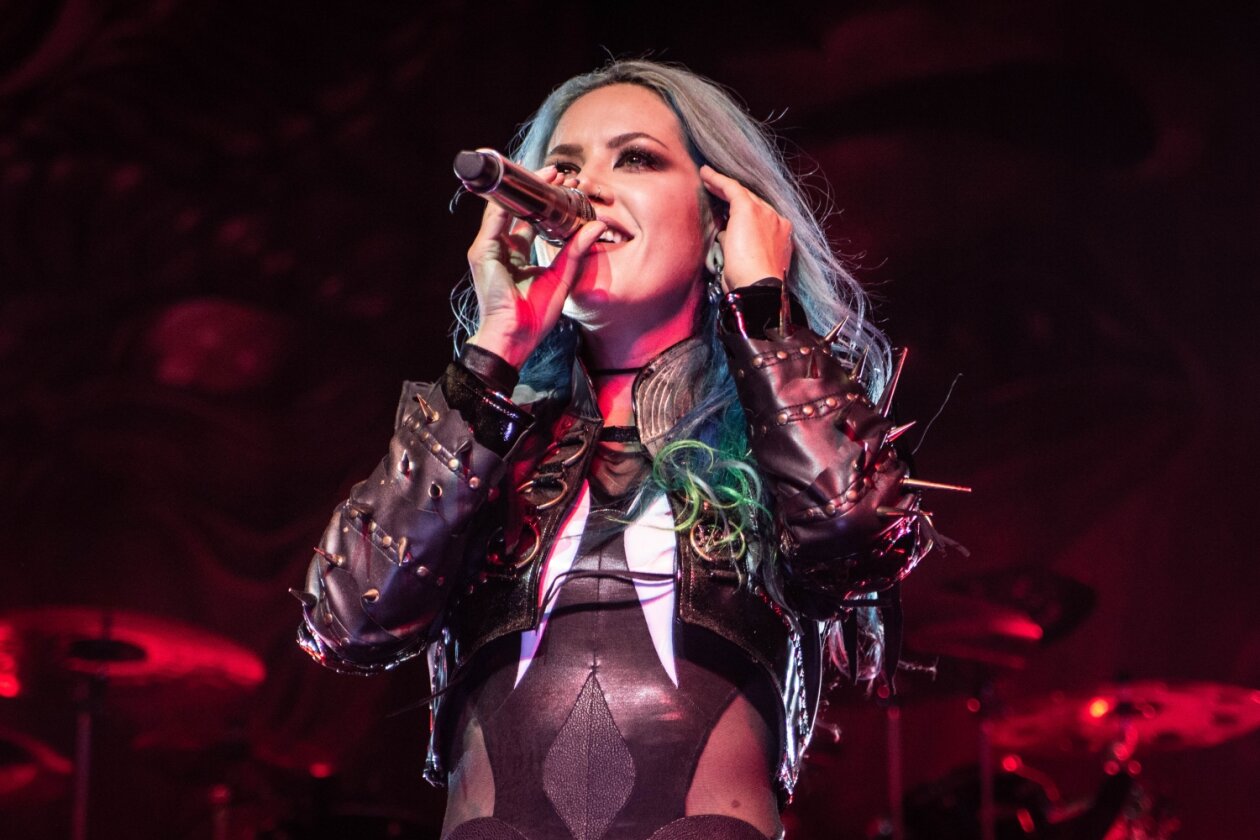 The European Siege Tour: Arch Enemy mit der neuen Platte "Deceivers" und Co-Headliner Behemoth. – Alissa White-Gluz.