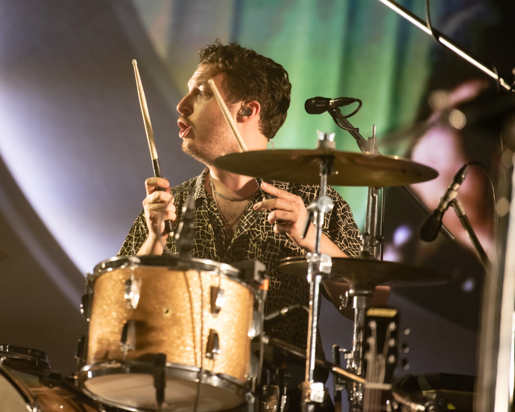 Arctic Monkeys – Arctic Monkeys.