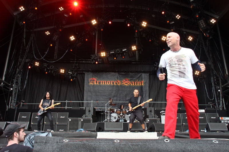 Modisch etwas extravagant – Armored Saint