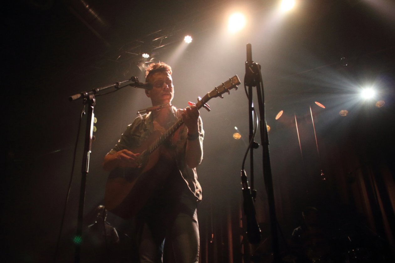Asaf Avidan – The Study On Falling live on tour. – 2018 folgt die nächste Solotour.