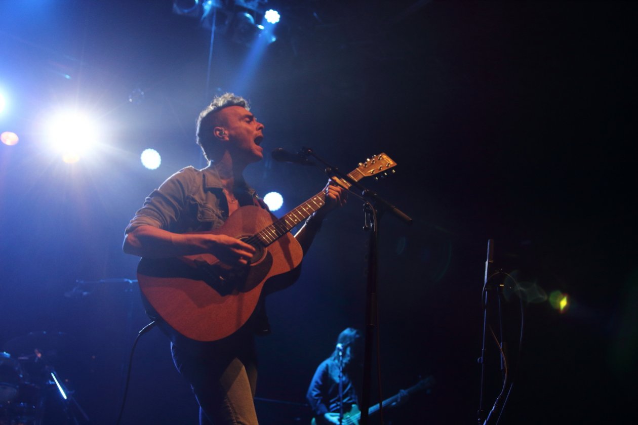 Asaf Avidan – The Study On Falling live on tour. – Berlin freut sich schon jetzt.