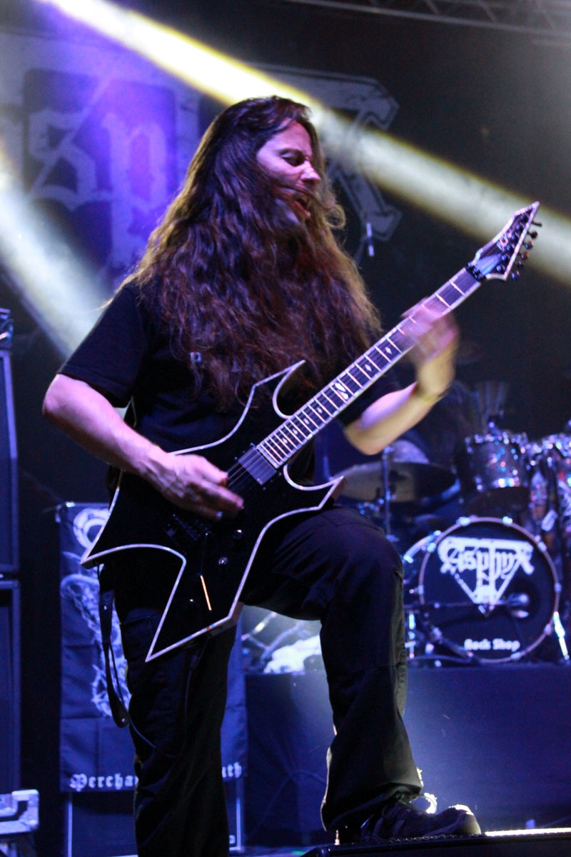 Unterhaltsamer Gig trotz technischer Probleme. – Asphyx