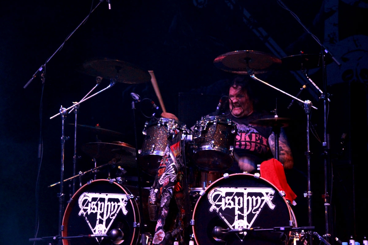 Unterhaltsamer Gig trotz technischer Probleme. – Asphyx