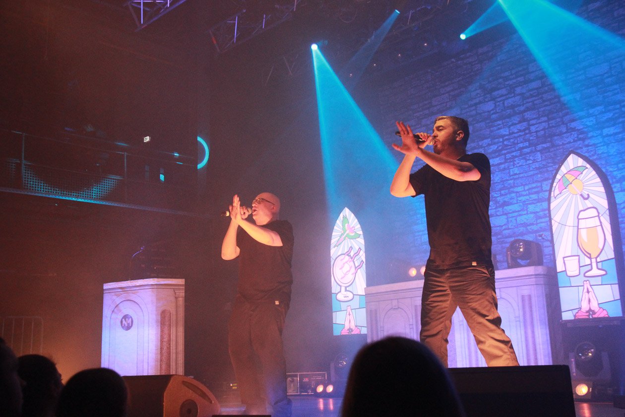 Mit Yassin on stage: Und dann schauten Nico von K.I.Z und Mädness &amp; Döll auch noch vorbei. – Audio88 & Yassin.