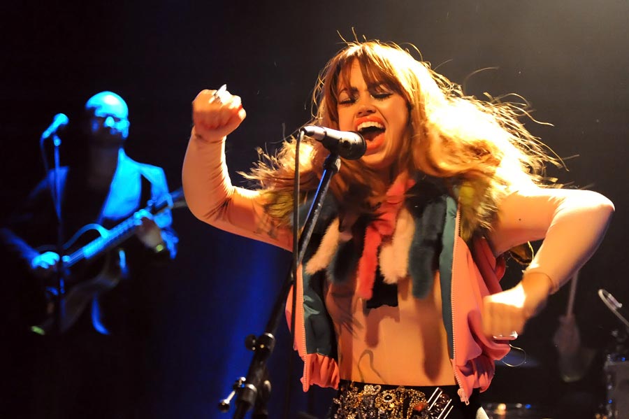 Aura Dione 2011 im Kölner Stadtgarten. – Aura Dione live in Köln