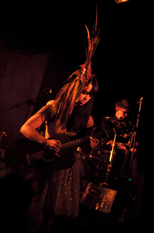 I Will Love You Monday - an einem Sonntagabend im Februar 2010. – Aura Dione