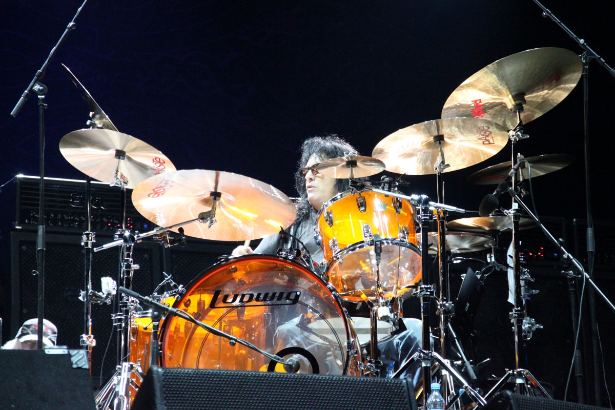 Axel Rudi Pell – Bobby Rondinelli