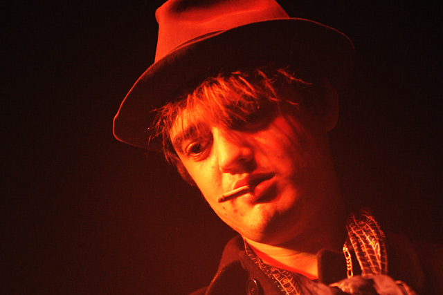 Babyshambles – Pete Doherty, live und pünktlich in der Kölner Live Music Hall. – 