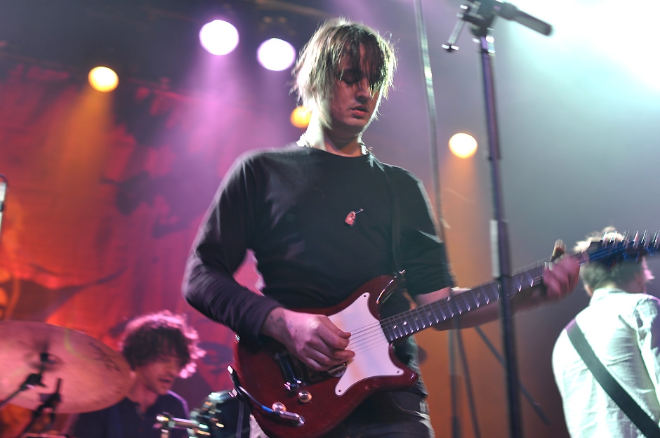 Babyshambles – Pete vor Drummer Jamie Morrison.