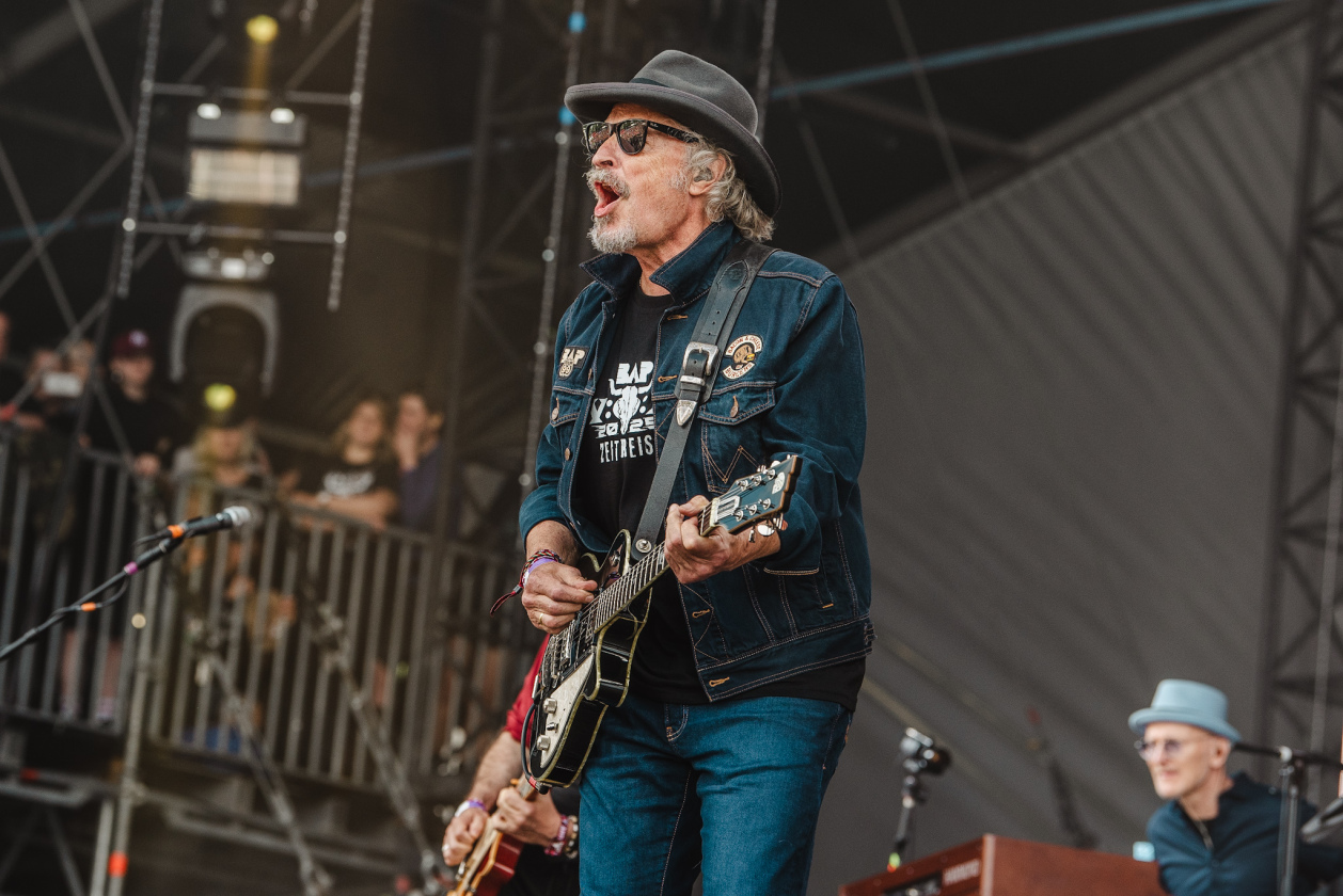 Bap – Wolfgang Niedecken und Band - bejubelt wie Rob Halford. – Wolfgang.