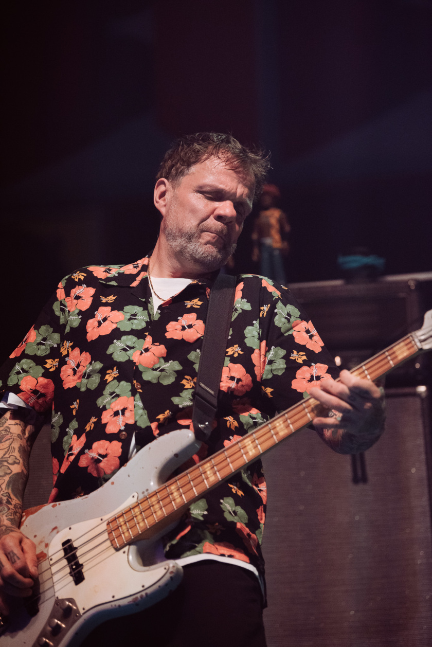 30 Jahre Beatsteaks! Die Berliner laden am ersten Abend zu ihrem frühen Werk - unterstützt u.a. von Die Ärzte und Die Toten Hosen . – Beatsteaks.