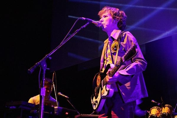 Beck bringt uns die Rockerpose zurück! – 