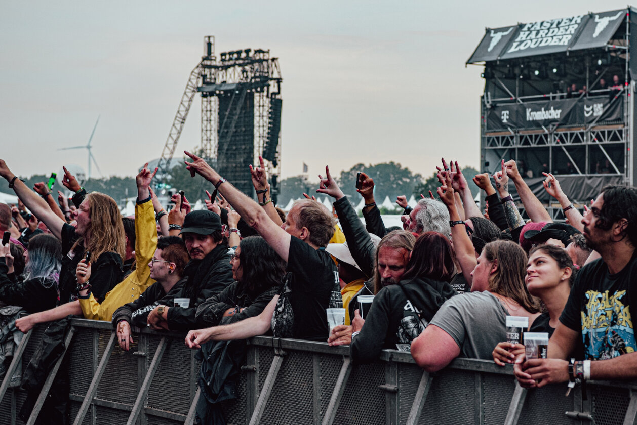 Die Extreme-Metaller aus Polen lieferten am Festivalsamstag einen der Gigs des Tages ab. – Behemoth.