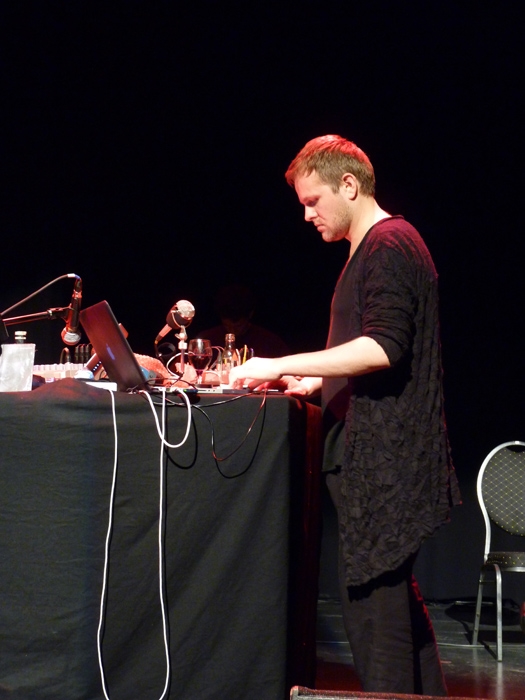 Ben Frost – Islands Indielabel Bedroom Community schickt seine Avantgarde auf Berlinreise. – Valgeir Sigurðsson.