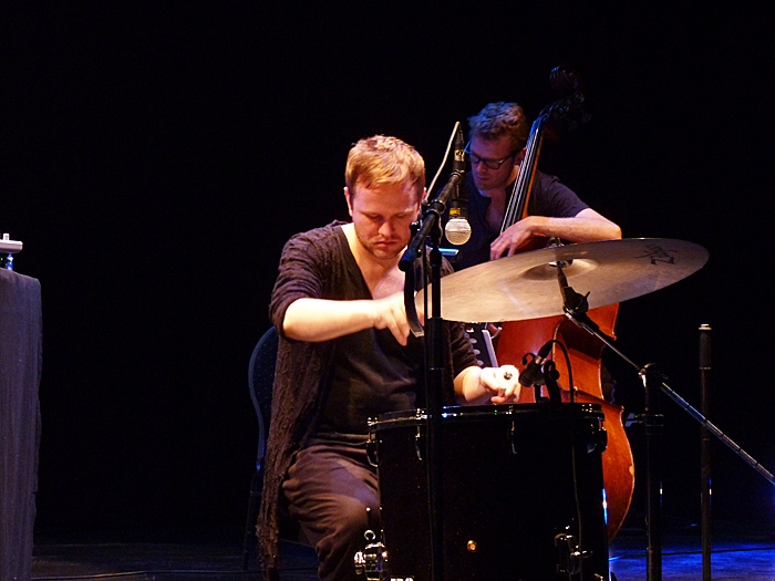 Ben Frost – Islands Indielabel Bedroom Community schickt seine Avantgarde auf Berlinreise. – Valgeir Sigurðsson am Kit.