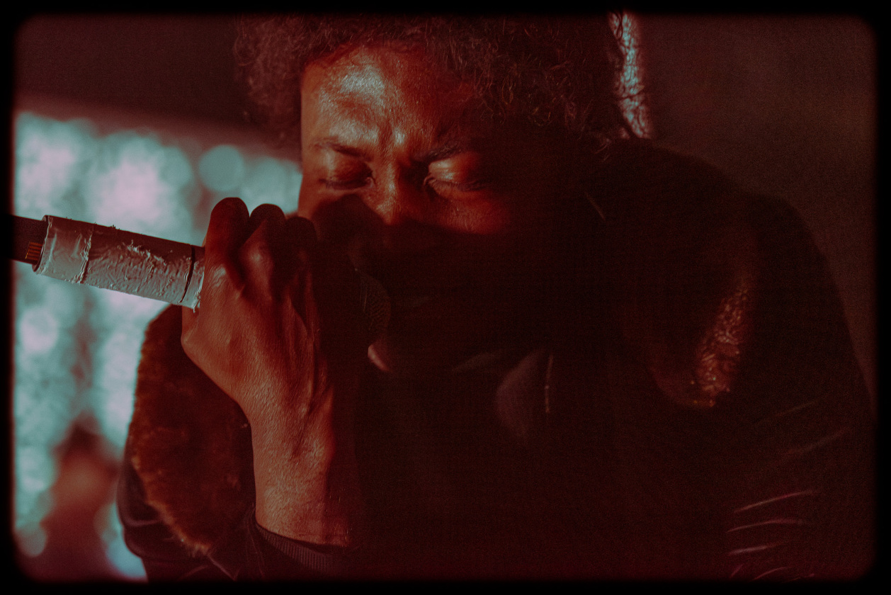 Der Londoner und seine Band verwandeln das Huxley's in einen kunstvoll sphärischen Tempel. – Benjamin Clementine.