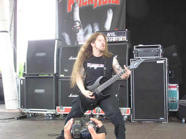 Beyond Fear – Die neue Band um den Ripper zeigt sich tight und aggressiv. – 