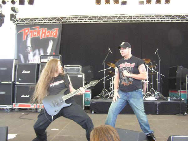 Beyond Fear – Die neue Band um den Ripper zeigt sich tight und aggressiv. – 