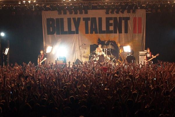 Eltern haltet eure Töchter fest. Billy Talent sind in der Stadt. – Beste Stimmung in der "Totalen"