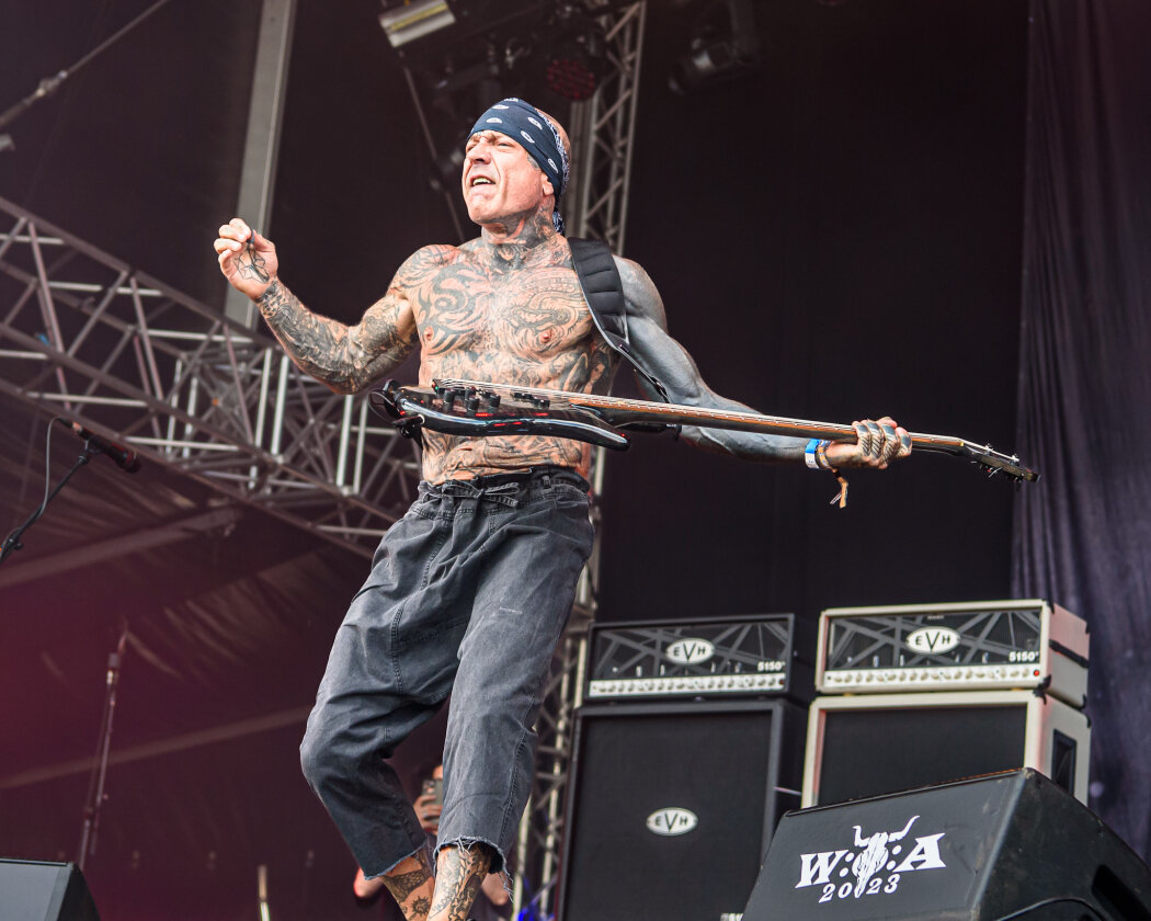 Biohazard – Comeback in Originalbesetzung - und die Fans fest im Griff. – Evan Seinfeld.