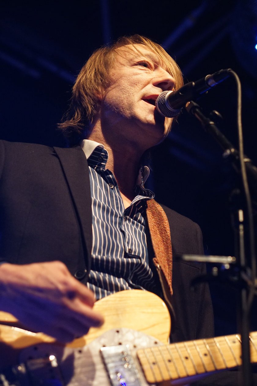 Blumfeld – Ausverkauftes Haus: Jochen Distelmeyer und Band führen beim zweiten Lieblingsplatte-Festival ihr zentrales Album  "Ich - Maschine" von 1992 in voller Länge auf. – Jochen.